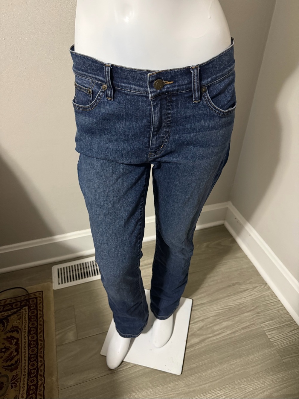 Lauren Ralph Lauren Women's Skinny Jeans in Medium Blue Wash